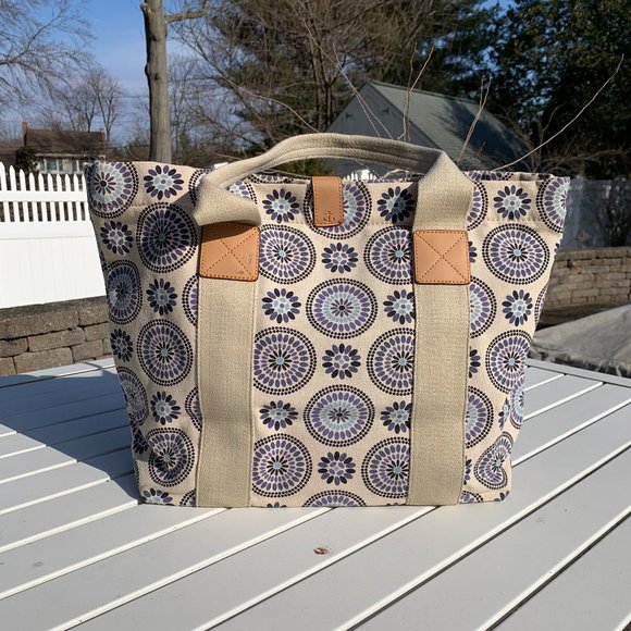 TOMMY HILFIGER Medallion Boho Tote Bag - Picture 5 of 14